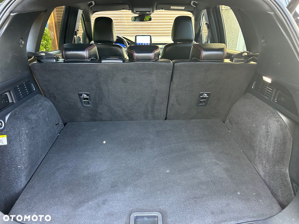 Ford Kuga 2.0 EcoBlue 4x4 ST-LINE X - 18