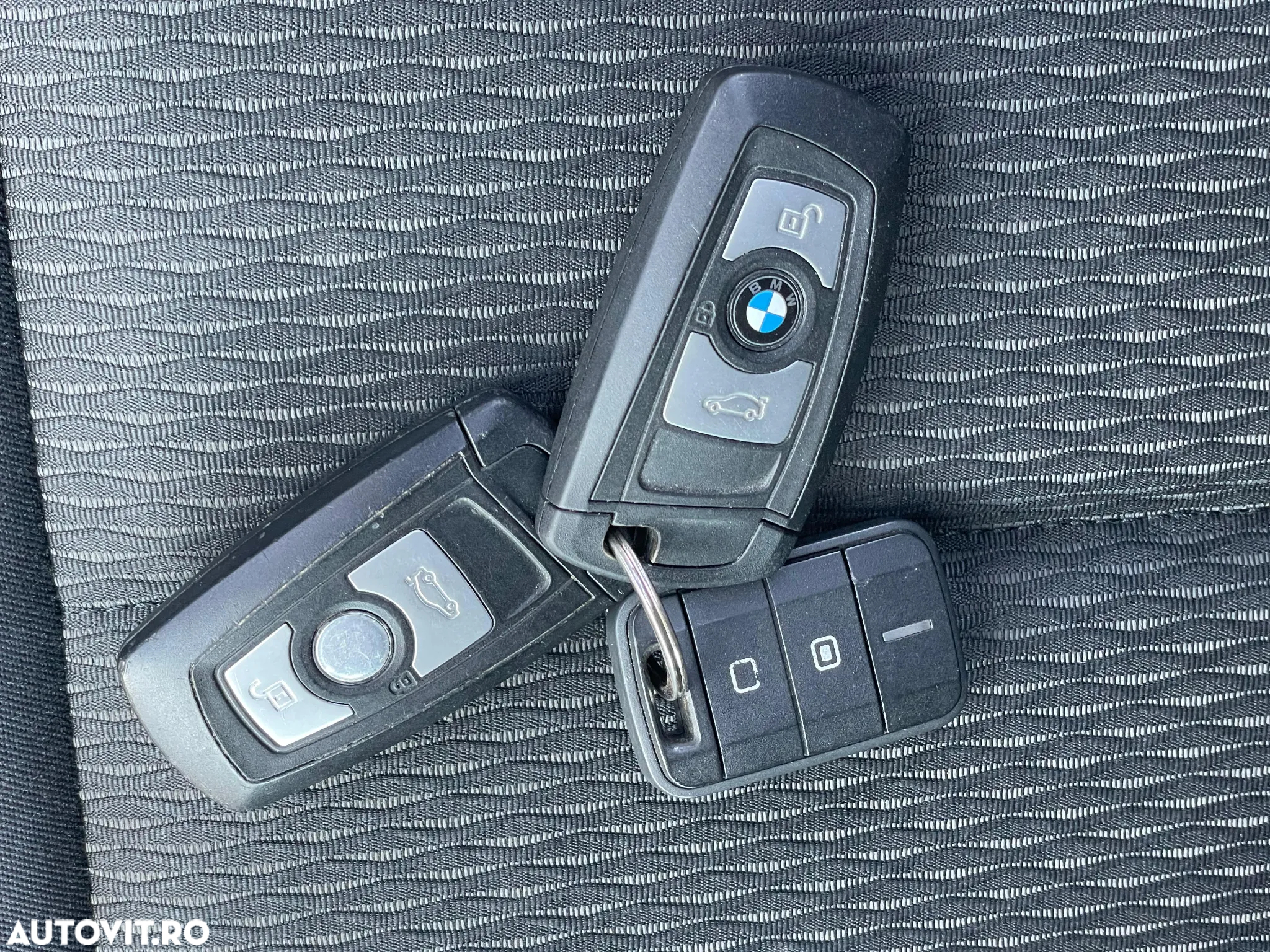 BMW Seria 3 318d GT Aut. Modern Line - 28