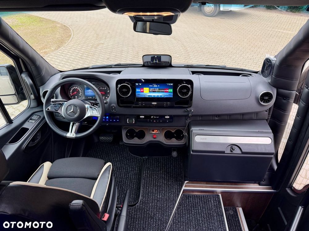 Mercedes-Benz Sprinter 519 Tourist Line Full Panorama GSR II - 9