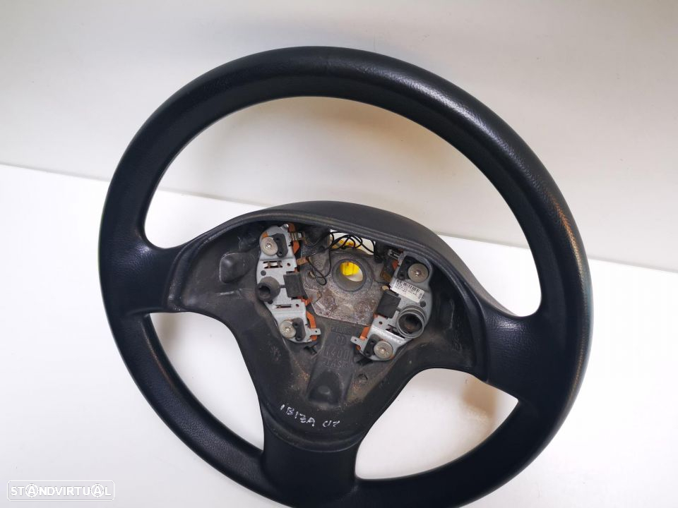 SEAT IBIZA 6L VOLANTE - V006 - 4