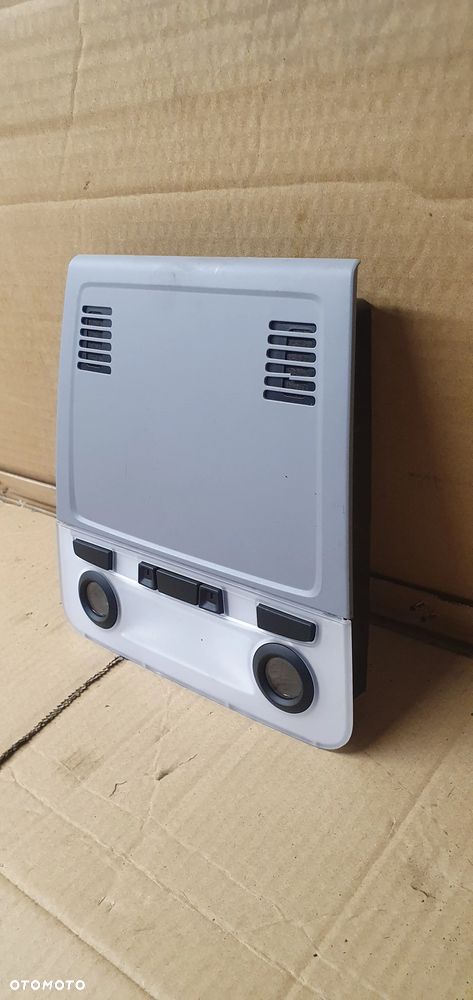 Lampka oświetlenie kabiny podsufitki BMW I E81 E87 9137479 6932827 9138277 - 3