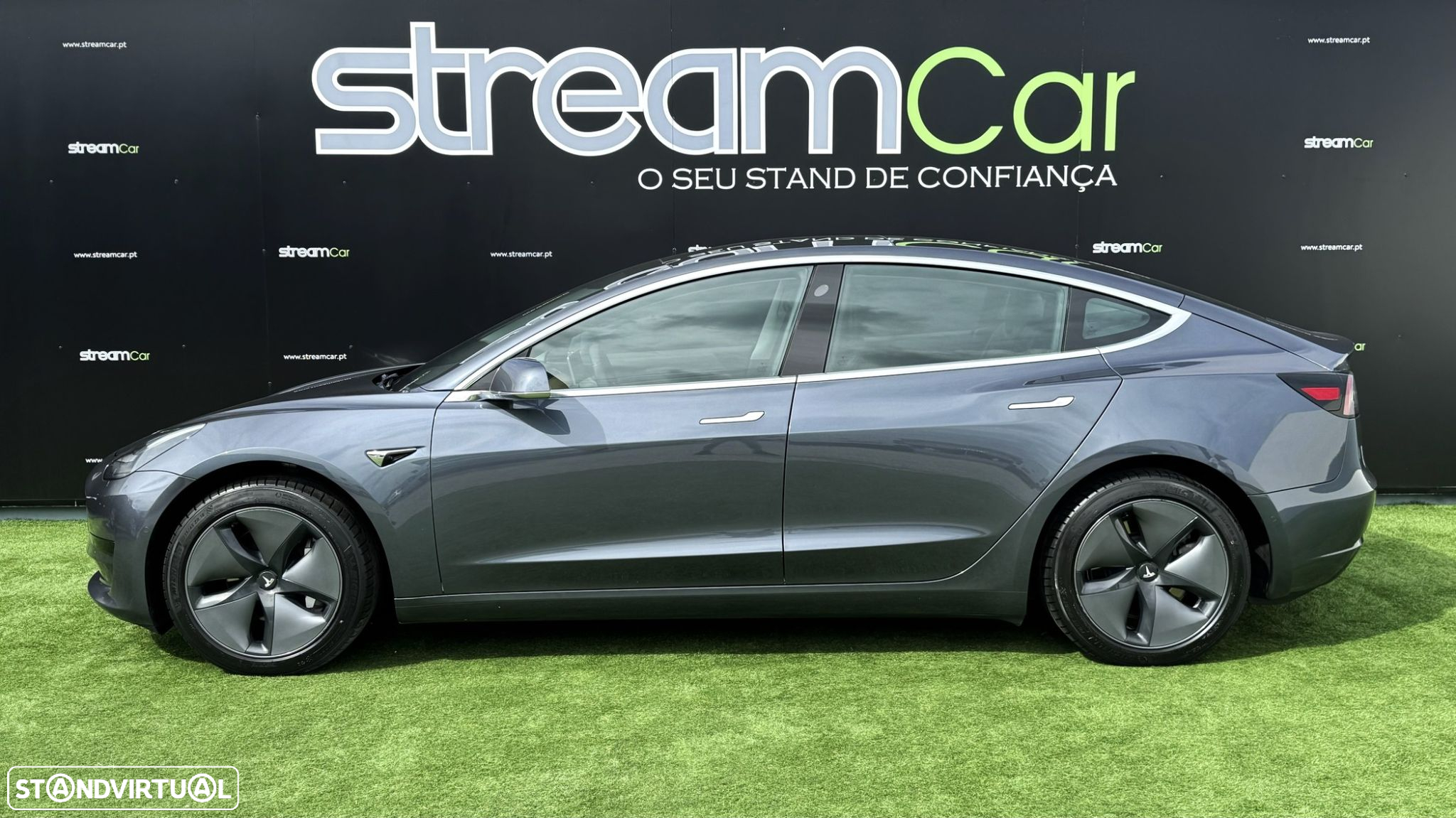 Tesla Model 3 Standard Range Plus RWD - 3