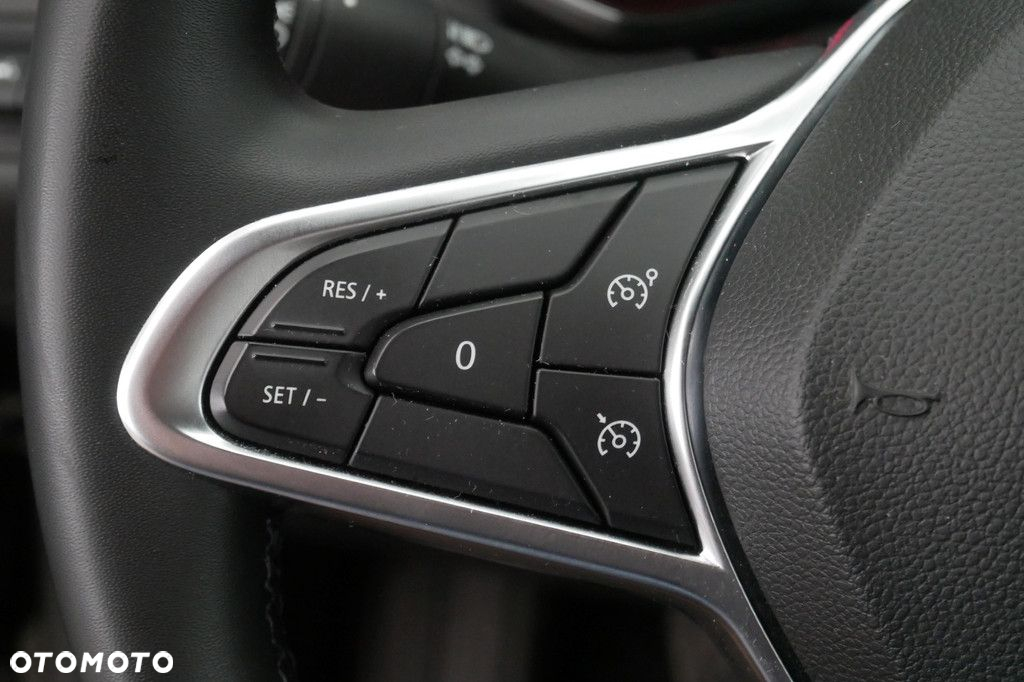 Renault Clio - 19