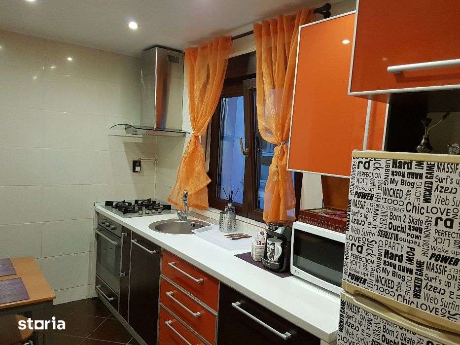 Tineretului-metrou -parc-,se accepta studenti — fotografia 1