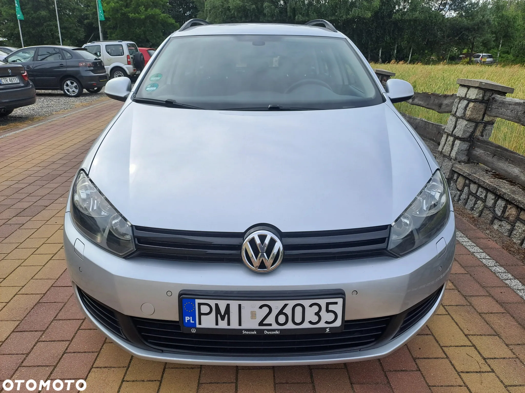 Volkswagen Golf 1.6 TDI BlueMotion Technology Comfortline - 10