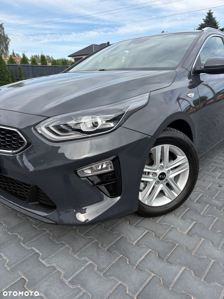 Kia Ceed 1.6 CRDi mHEV L Business Line DCT - 3