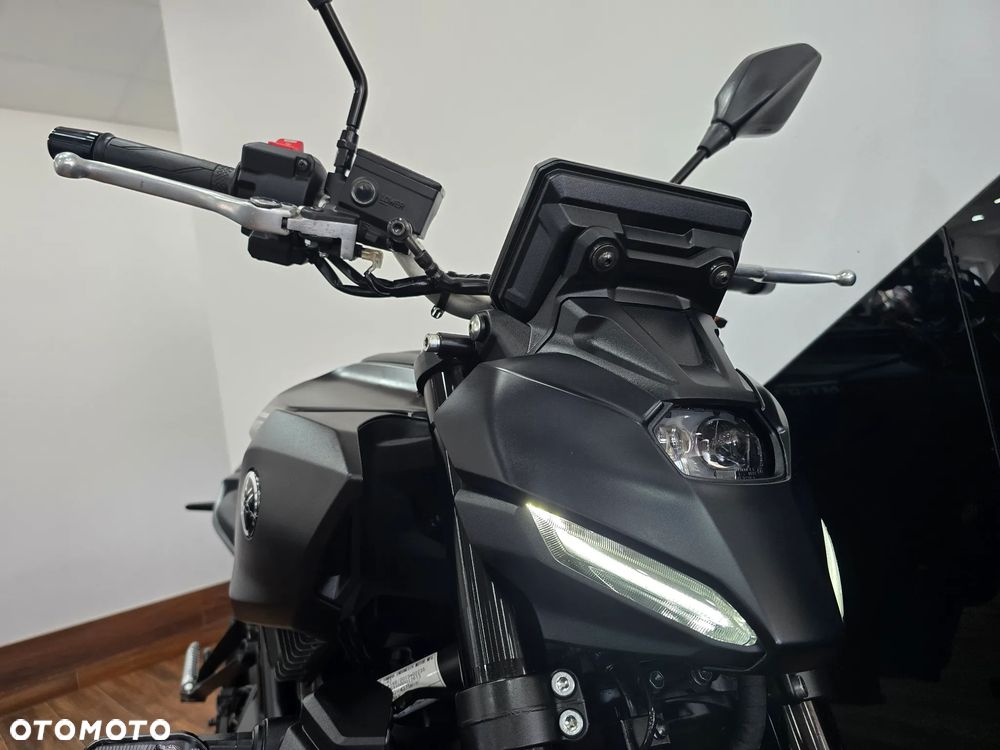 Yamaha MT - 14