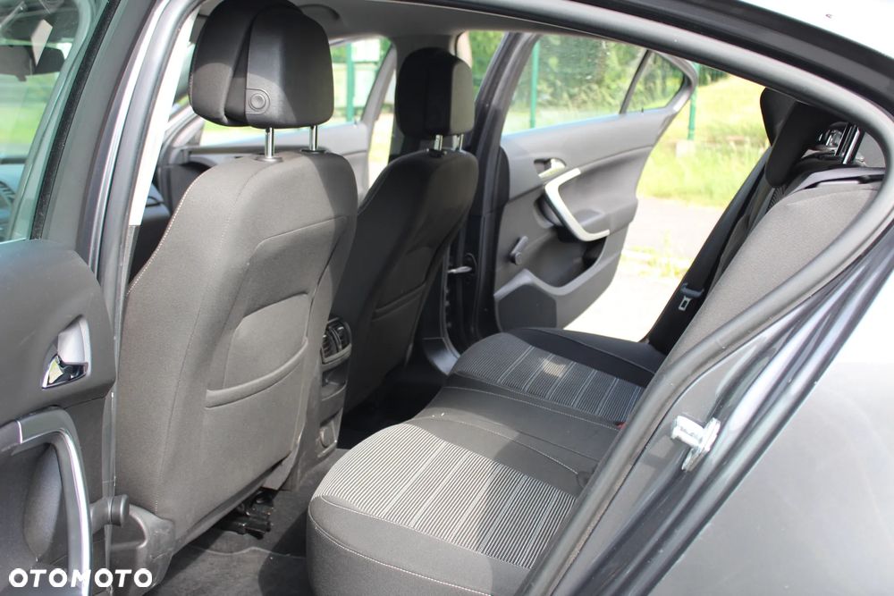 Opel Insignia 1.6 T Sport - 11
