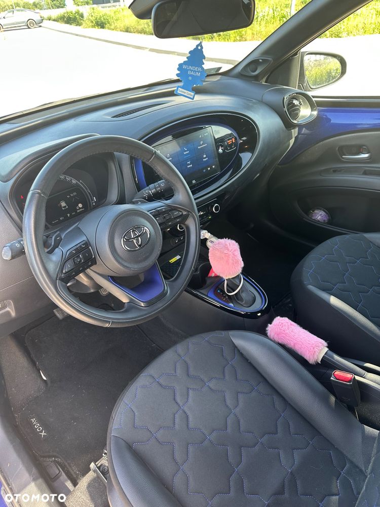 Toyota Aygo X 1.0 VVT-i Executive CVT - 8