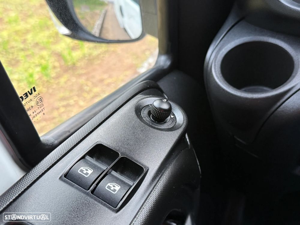 Iveco DAILTY 35-140 PLATAFORMA ELEVATÓRIA - 23