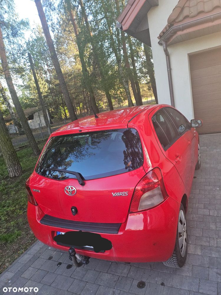 Toyota Yaris 1.4 D-4D Sol - 4