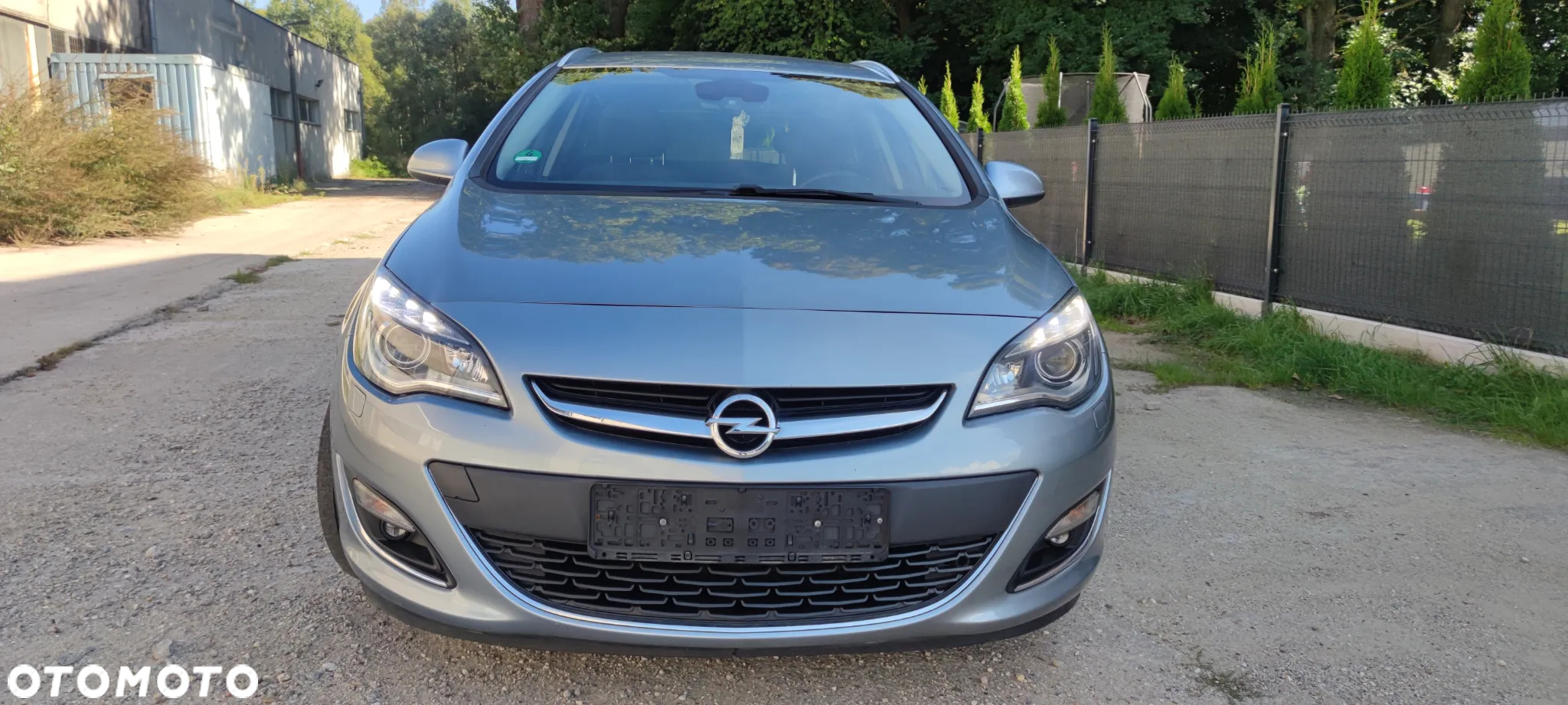 Opel Astra 1.4 Turbo Automatik 150 Jahre - 3