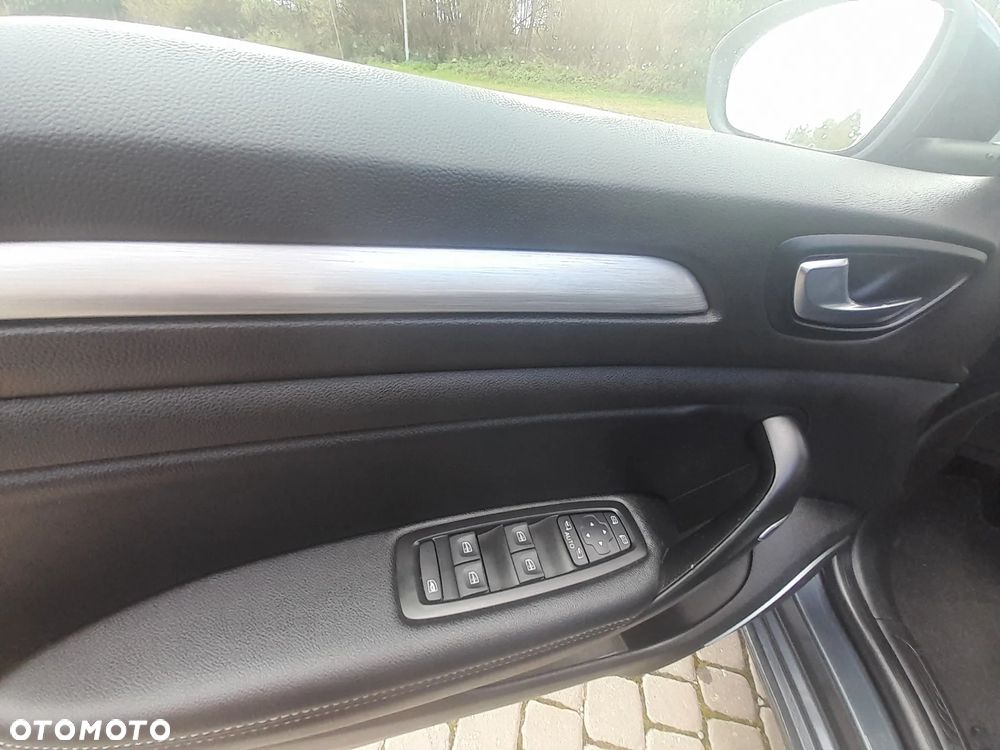 Renault Megane TCe 160 GPF EDC GT LINE - 13