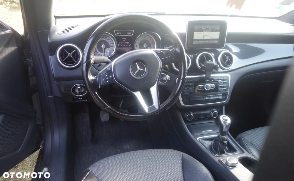 Mercedes-Benz CLA 180 (CDI) d - 19