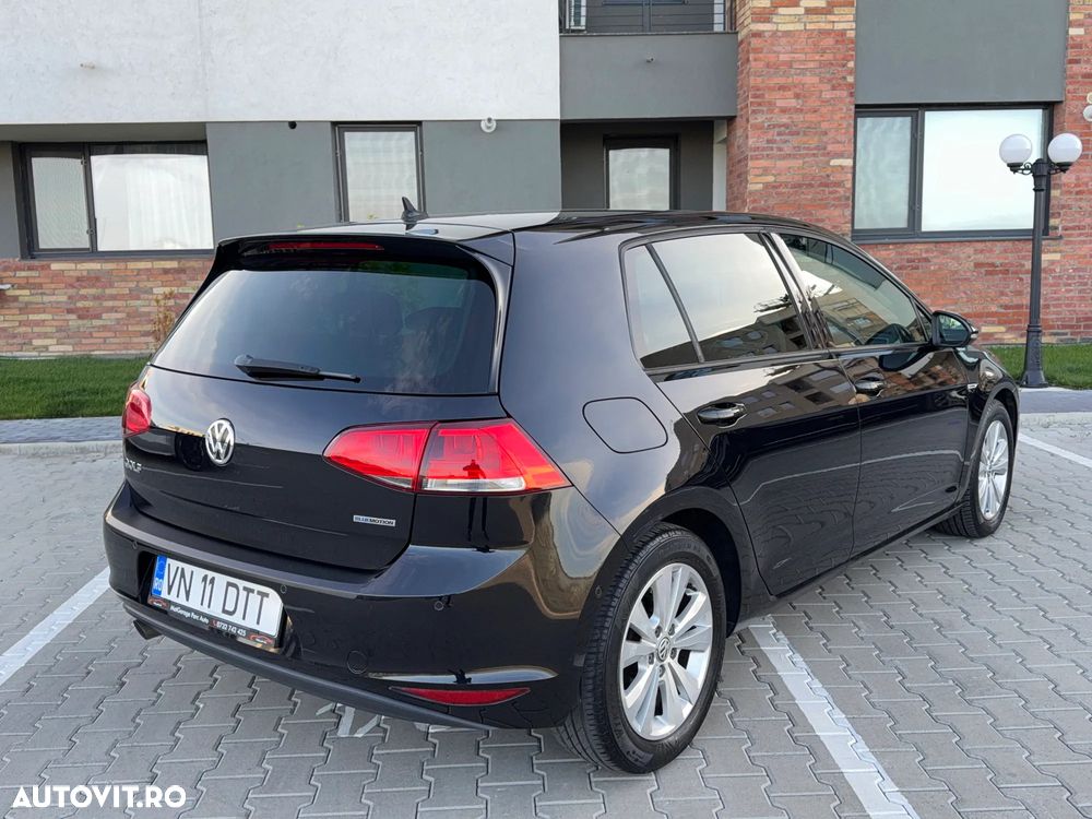 Volkswagen Golf - 4
