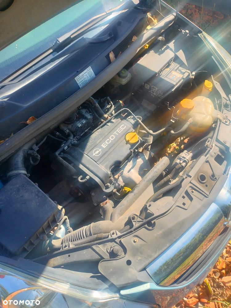 Opel Corsa - 11