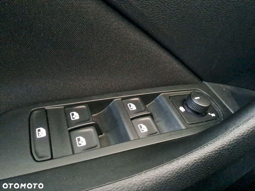 Skoda Kamiq 1.0 TSI Monte Carlo DSG - 24