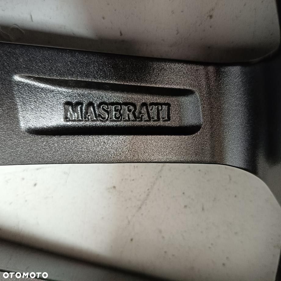 Alufelga 5x114,3 21 Maserati Levante 670163555 (F8403A) - 5