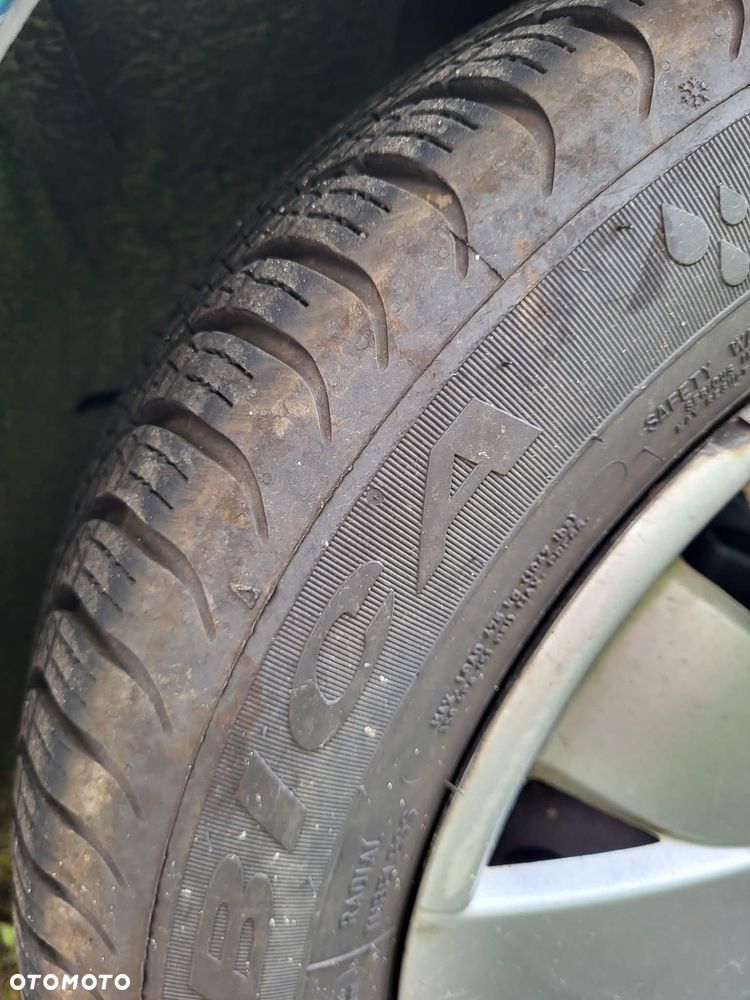 Renault Clio 1.4 16V Expression - 9