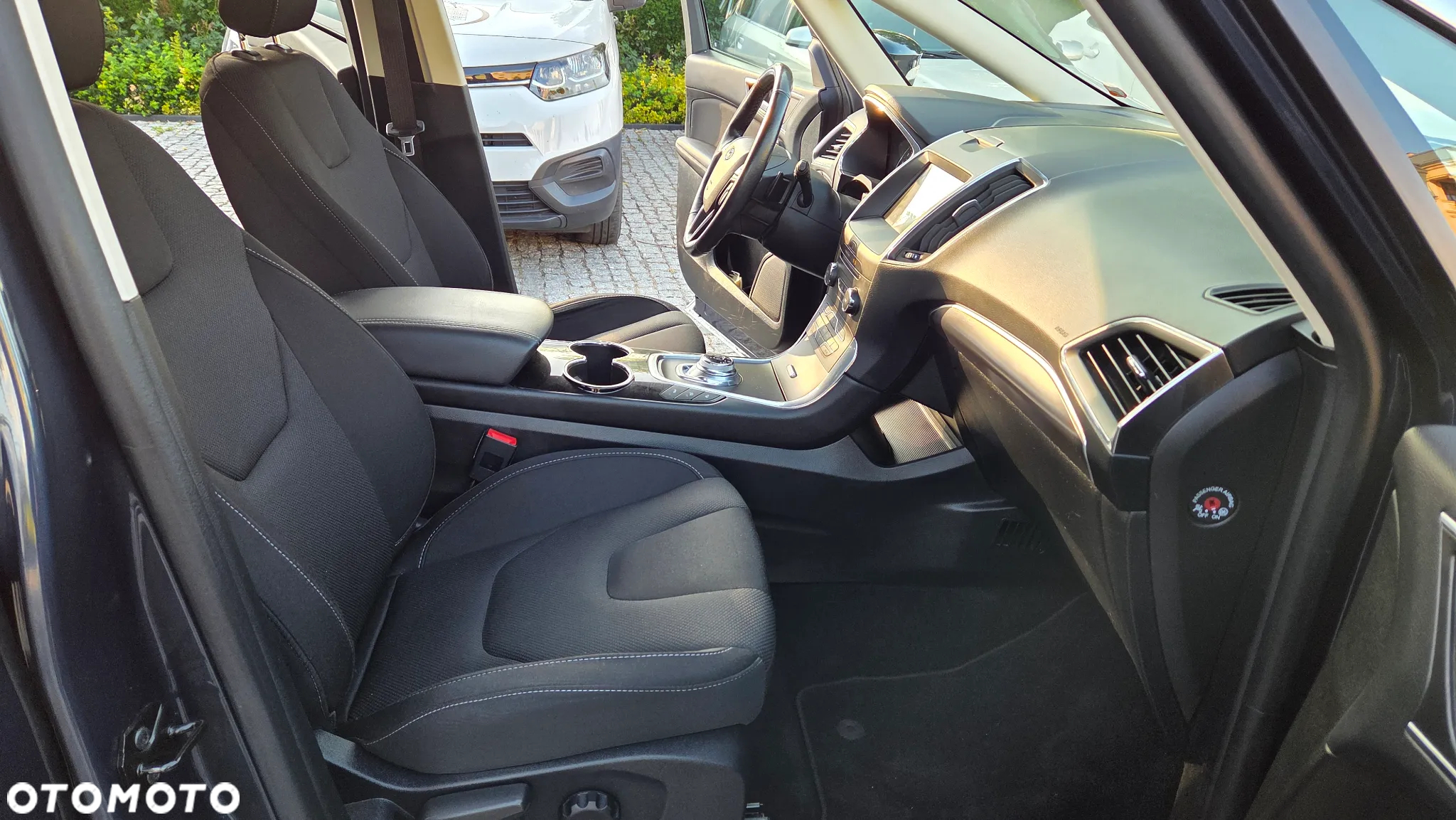Ford S-Max 2.0 TDCi Titanium PowerShift - 26