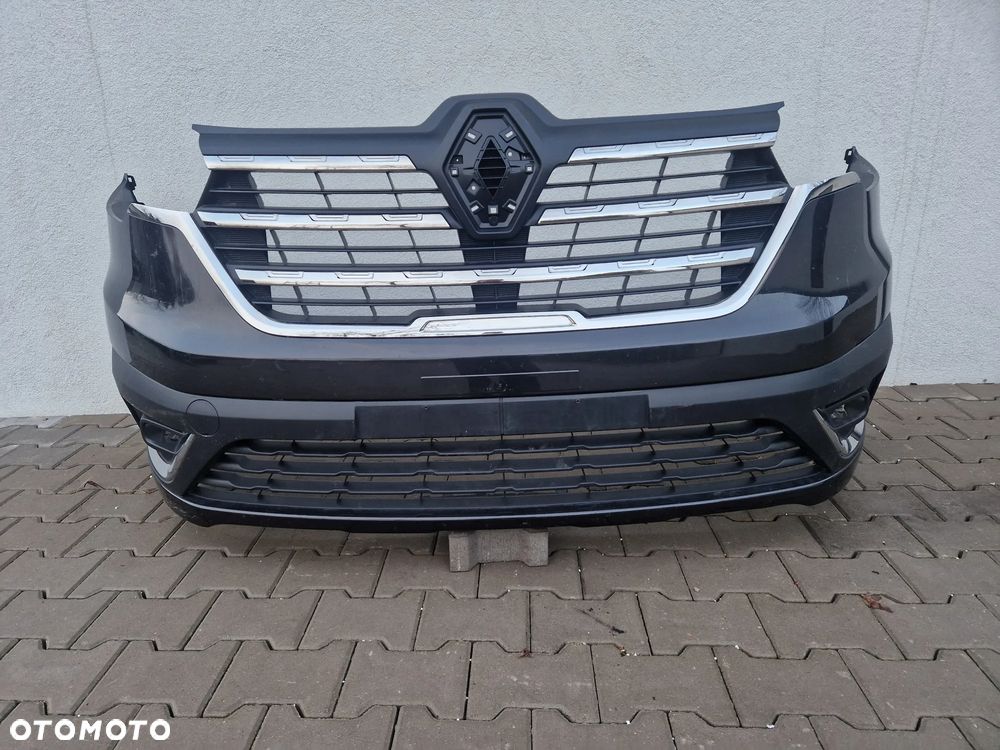 Zderzak Renault Trafic III lift 2021 - - 1