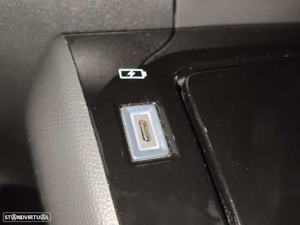 Peugeot 208 1.2 Hybrid Allure e-DCS6 - 25