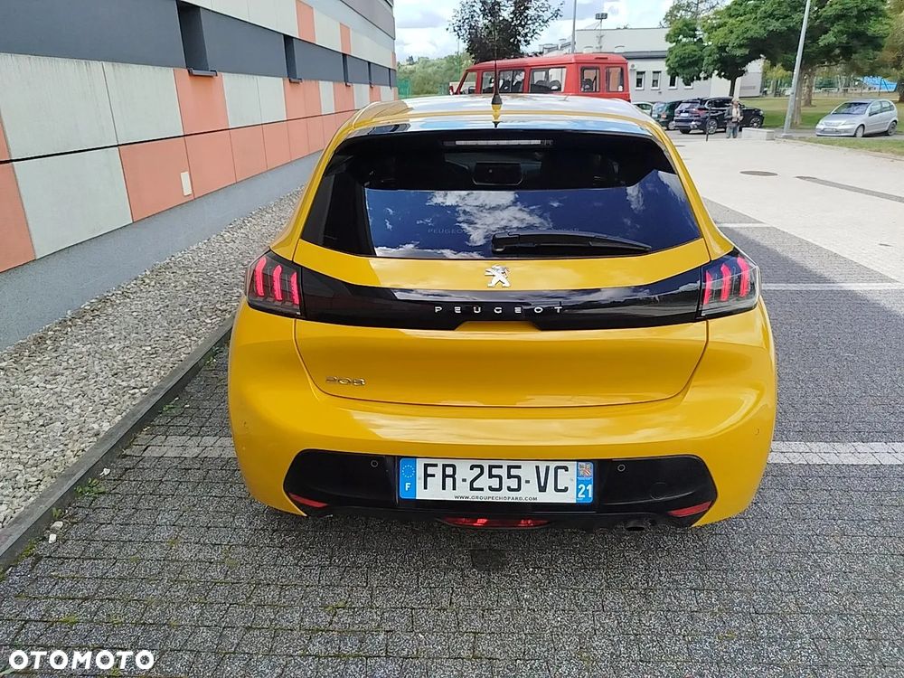 Peugeot 208 TURBO 100 Allure - 6