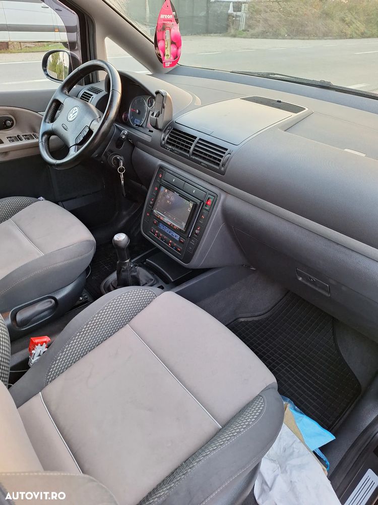 Volkswagen Sharan - 5