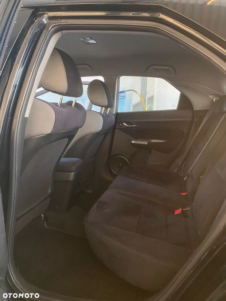 Honda Civic 1.4 Comfort - 9