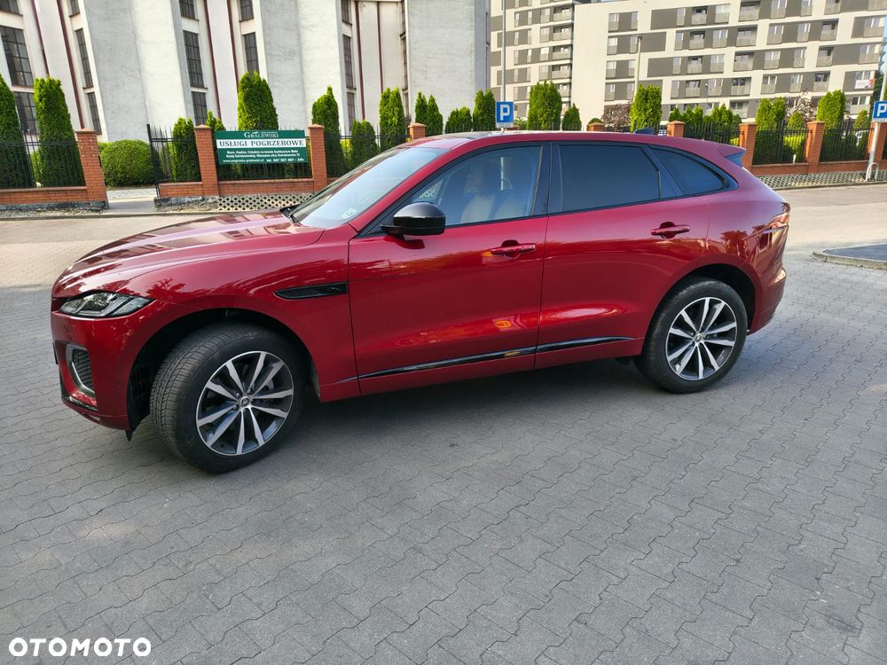 Jaguar F-Pace - 1