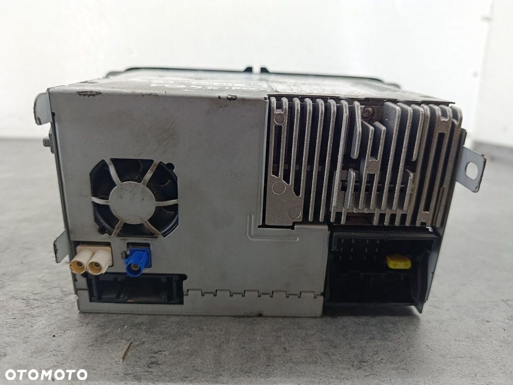 RADIO FABRYCZNE VW PASSAT CC 1T0035680B A2C53350029  CONTINENTAL - 9