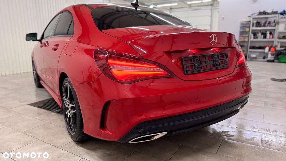 Mercedes-Benz CLA 180 AMG Line - 13