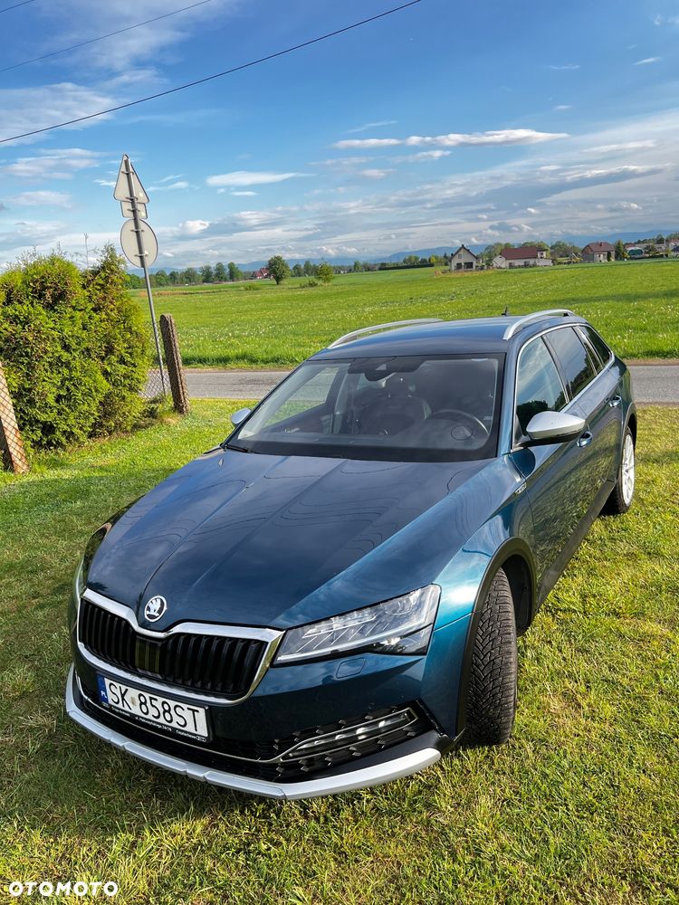 Skoda Superb 2.0 TSI 4x4 Scout DSG - 2