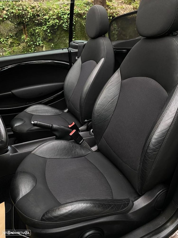 MINI 3 Portas Cooper D - 22