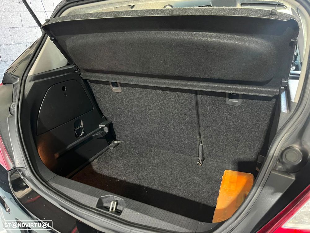 Opel Corsa 1.2 Enjoy S/S - 29