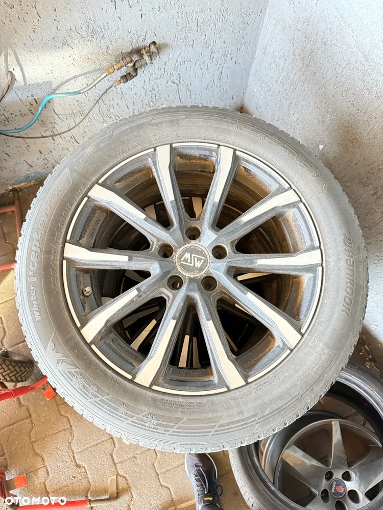 Hyundai Tucson 1.6 T-GDi HEV Executive N Line 4WD - 28