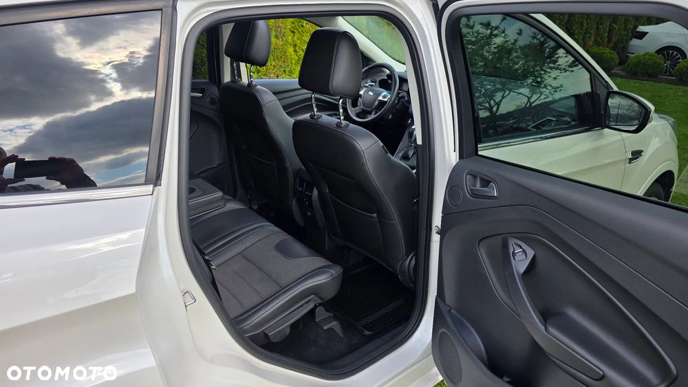 Ford Kuga 2.0 TDCi 4x4 Individual - 27