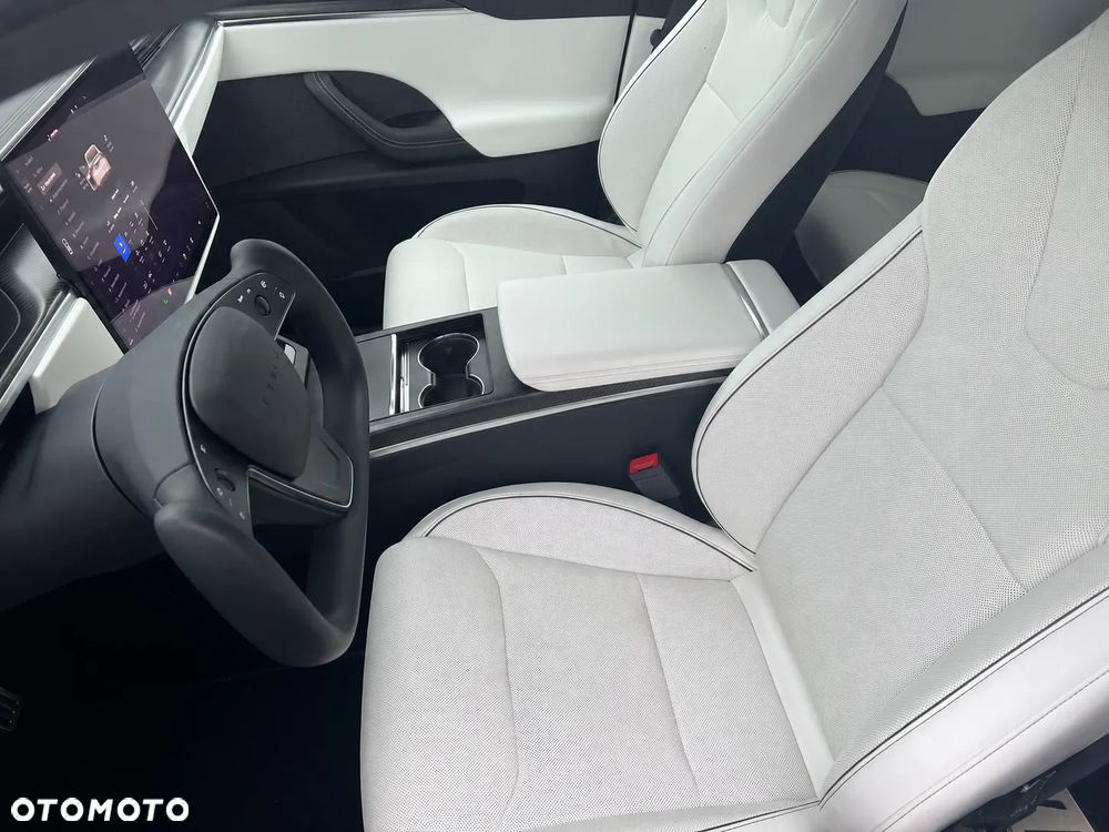 Tesla Model X Long Range - 8