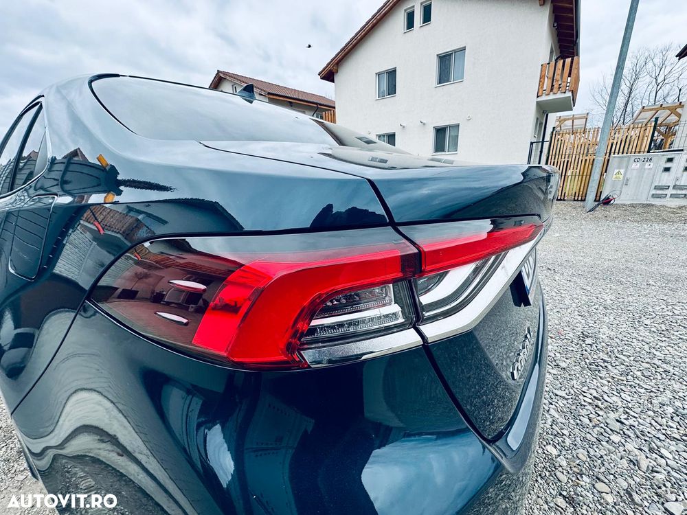 Toyota Corolla 1.8 HSD Dynamic - 11