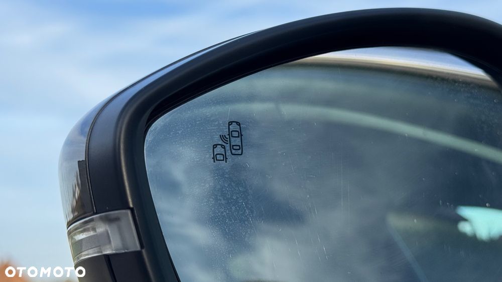 Peugeot 508 BlueHDi 130 EAT8 Active Business-Paket - 37