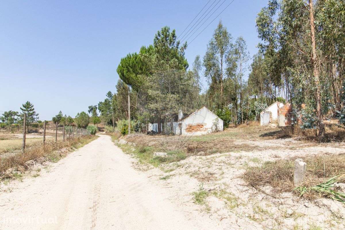 Moradia T1 para venda - Grande imagem: 3/27