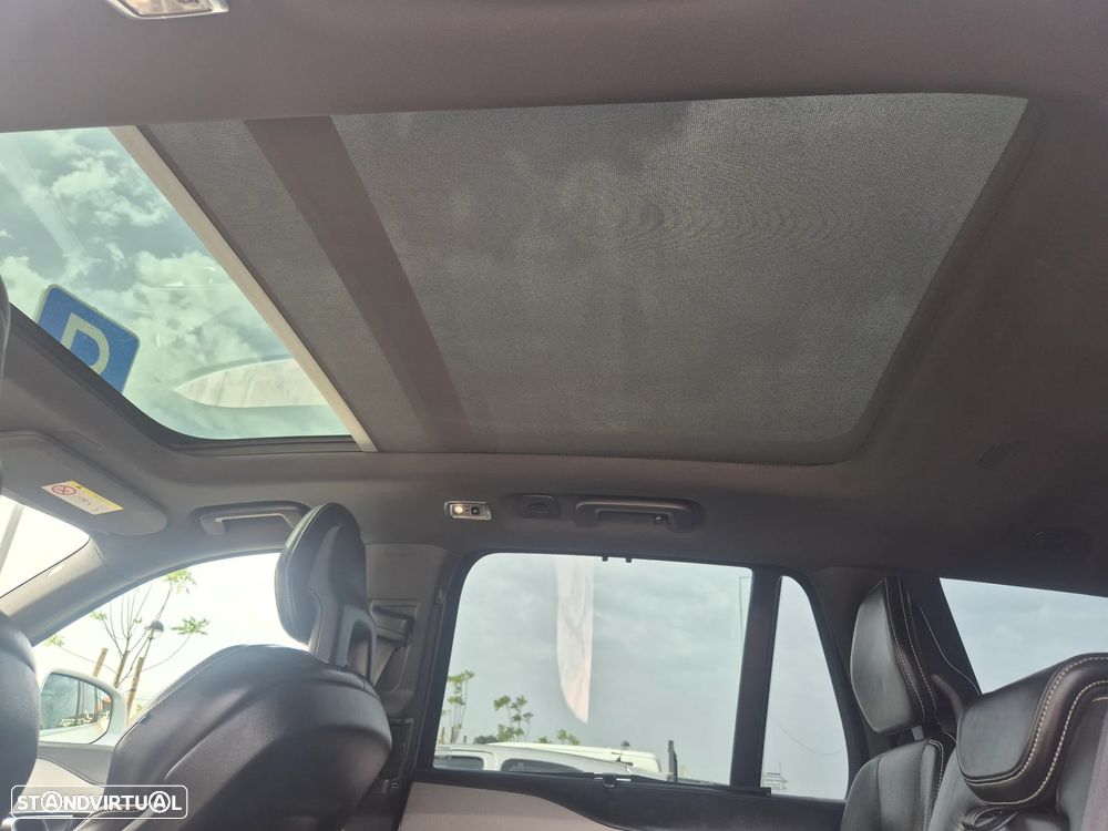 Volvo XC 90 2.0 D4 R-Design - 22