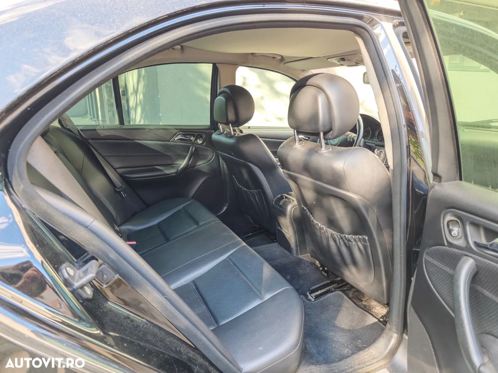 Mercedes-Benz C 180 Kompressor - 12