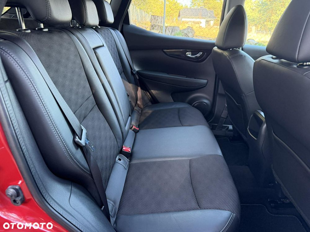 Nissan Qashqai 1.2 DIG-T Tekna - 25