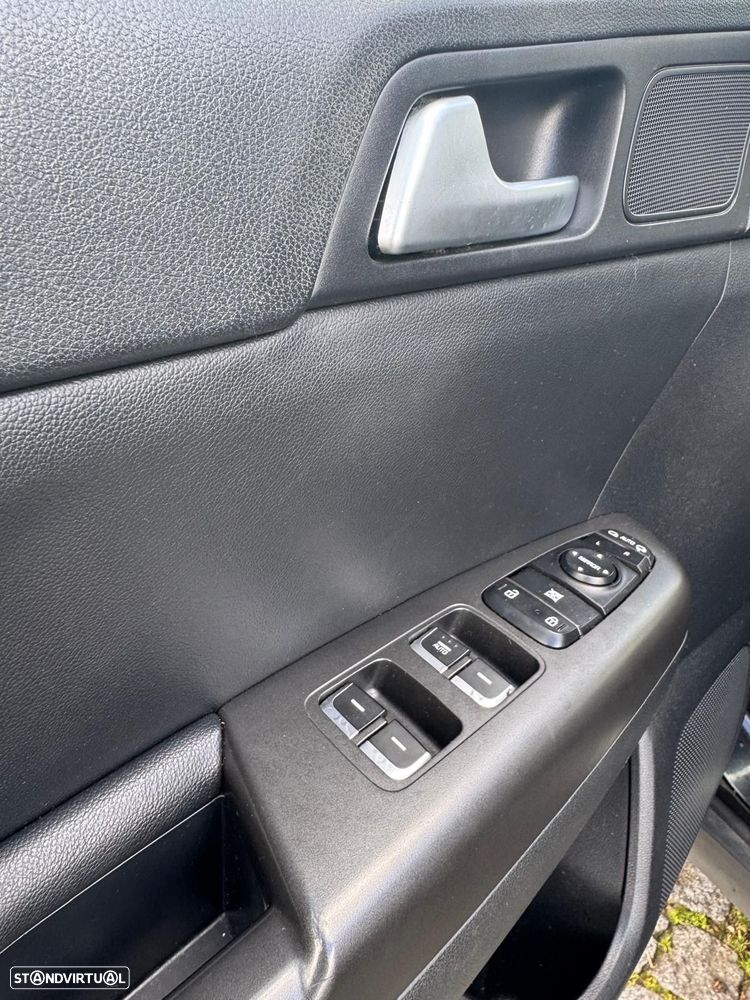 Kia Sportage 1.7 CRDI ISG TX - 19