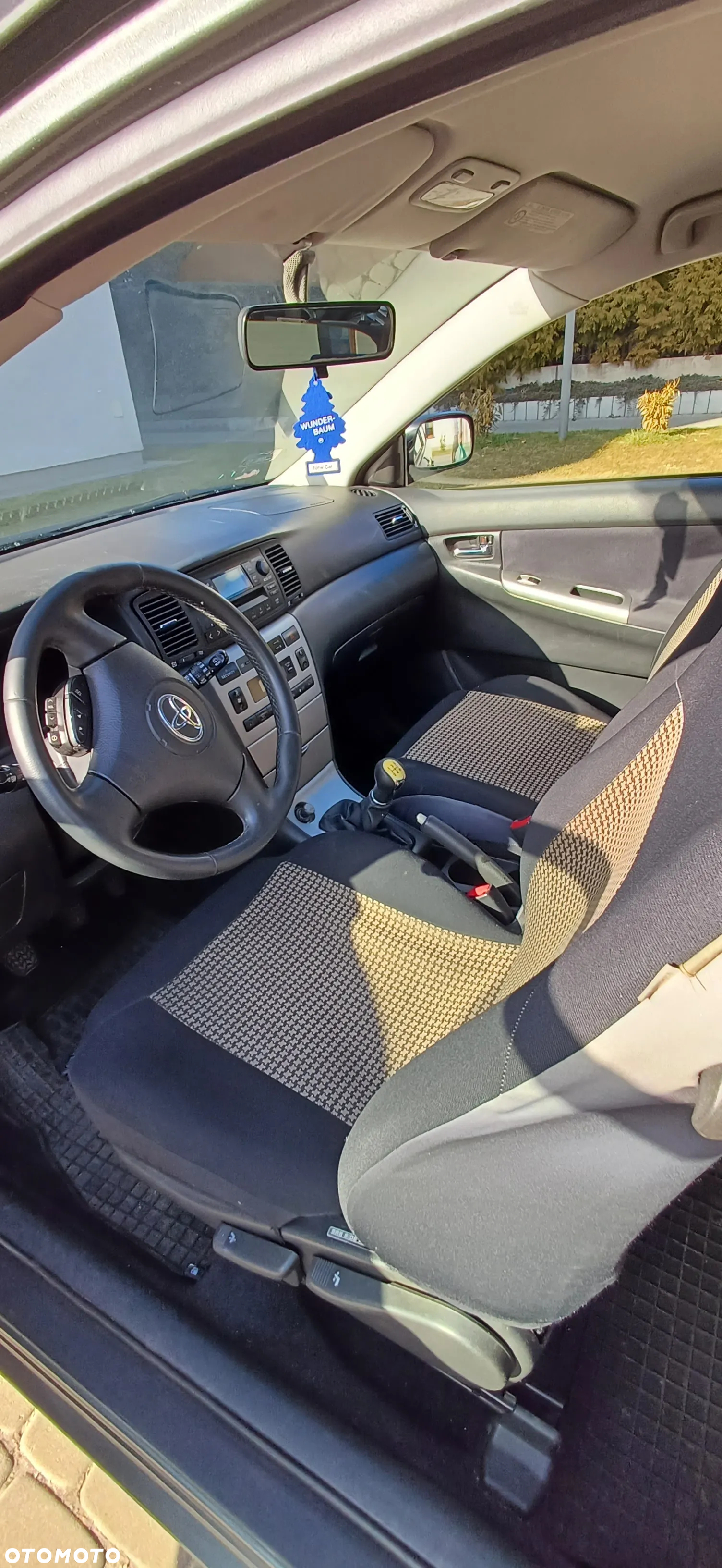 Toyota Corolla 1.6 VVT-i Dynamic - 5