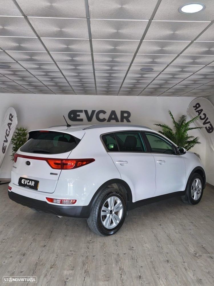 Kia Sportage 1.7 CRDI ISG TX - 9