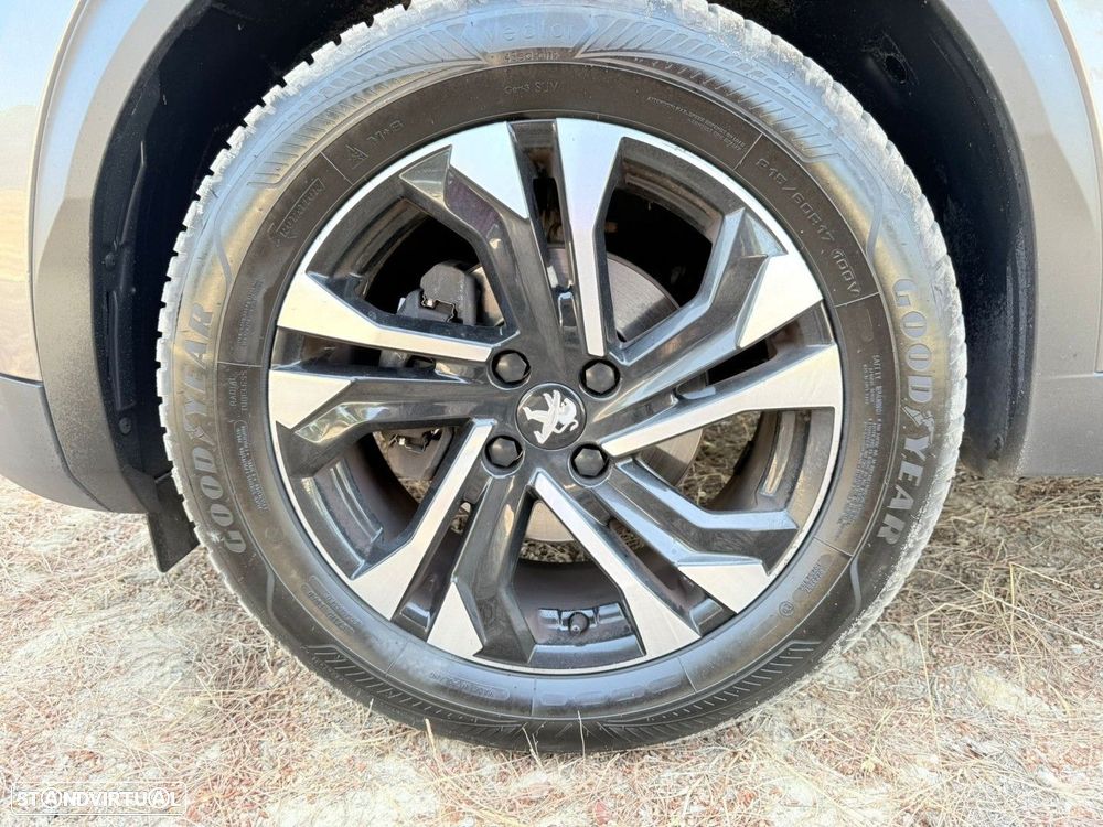 Peugeot 2008 1.5 BlueHDi Allure Pack - 17