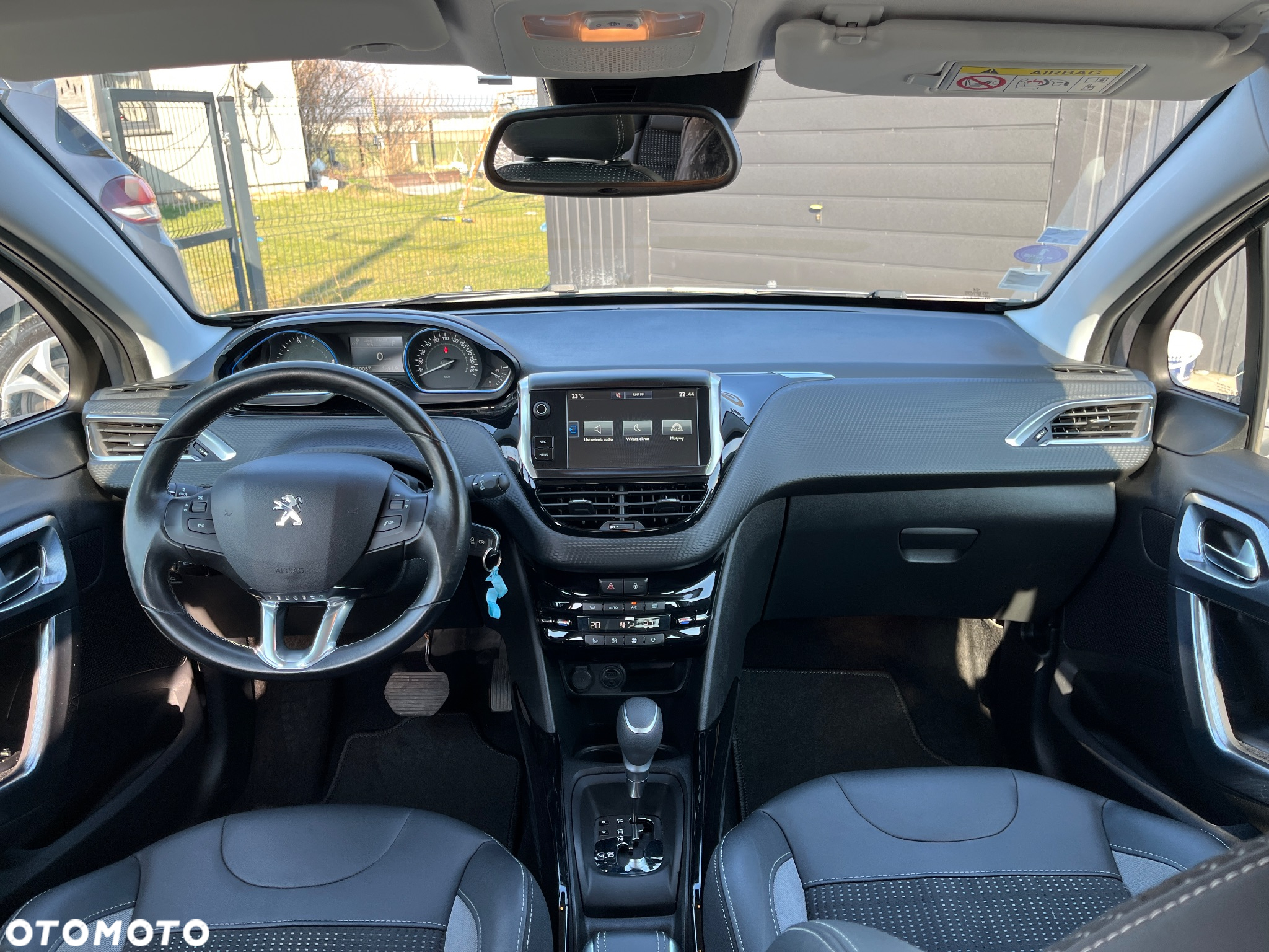 Peugeot 2008 1.2 Pure Tech Active S&S EAT6 - 9