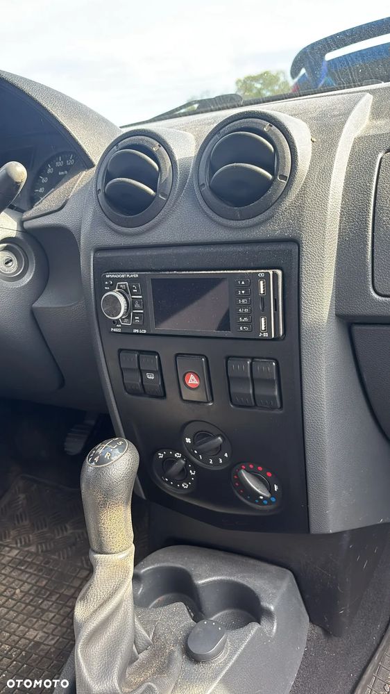 Dacia Logan - 6